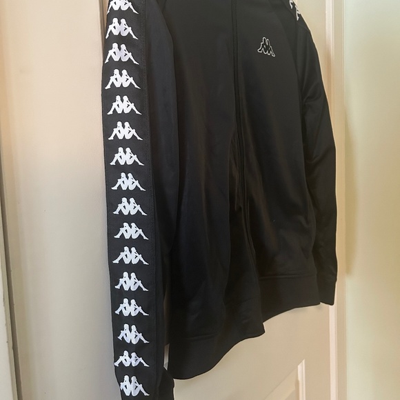 Black Kappa Banda Jacket (size L) - Picture 5 of 7